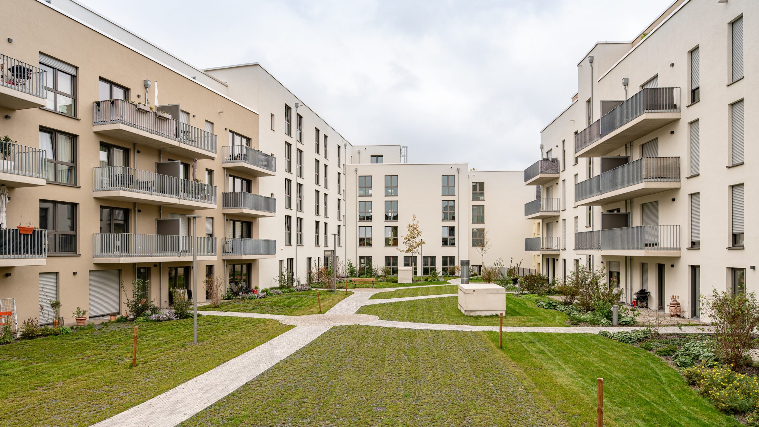 Mo╠ênninghoff-Quartier+Stayery_Bochum_035_7479_panorama